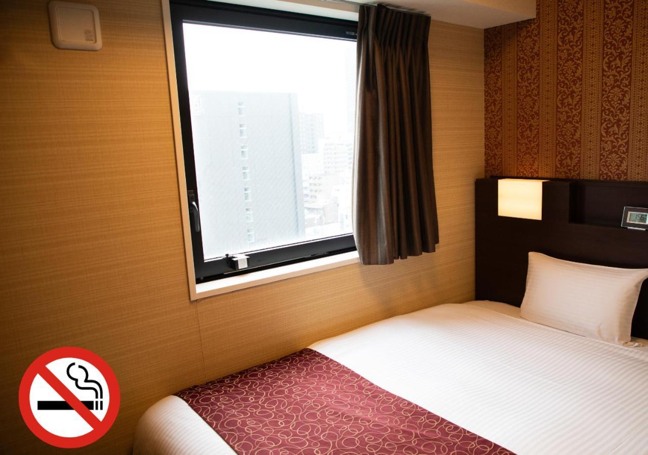 Hotel. Links Namba Ōsaka Zimmer foto